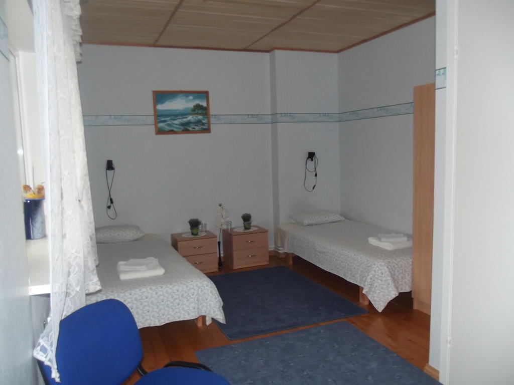 Kure Guesthouse Rahinge Δωμάτιο φωτογραφία